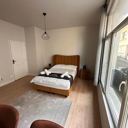 Golden Apartment