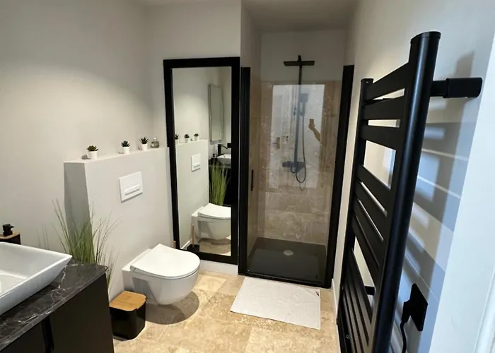 Golden شقة